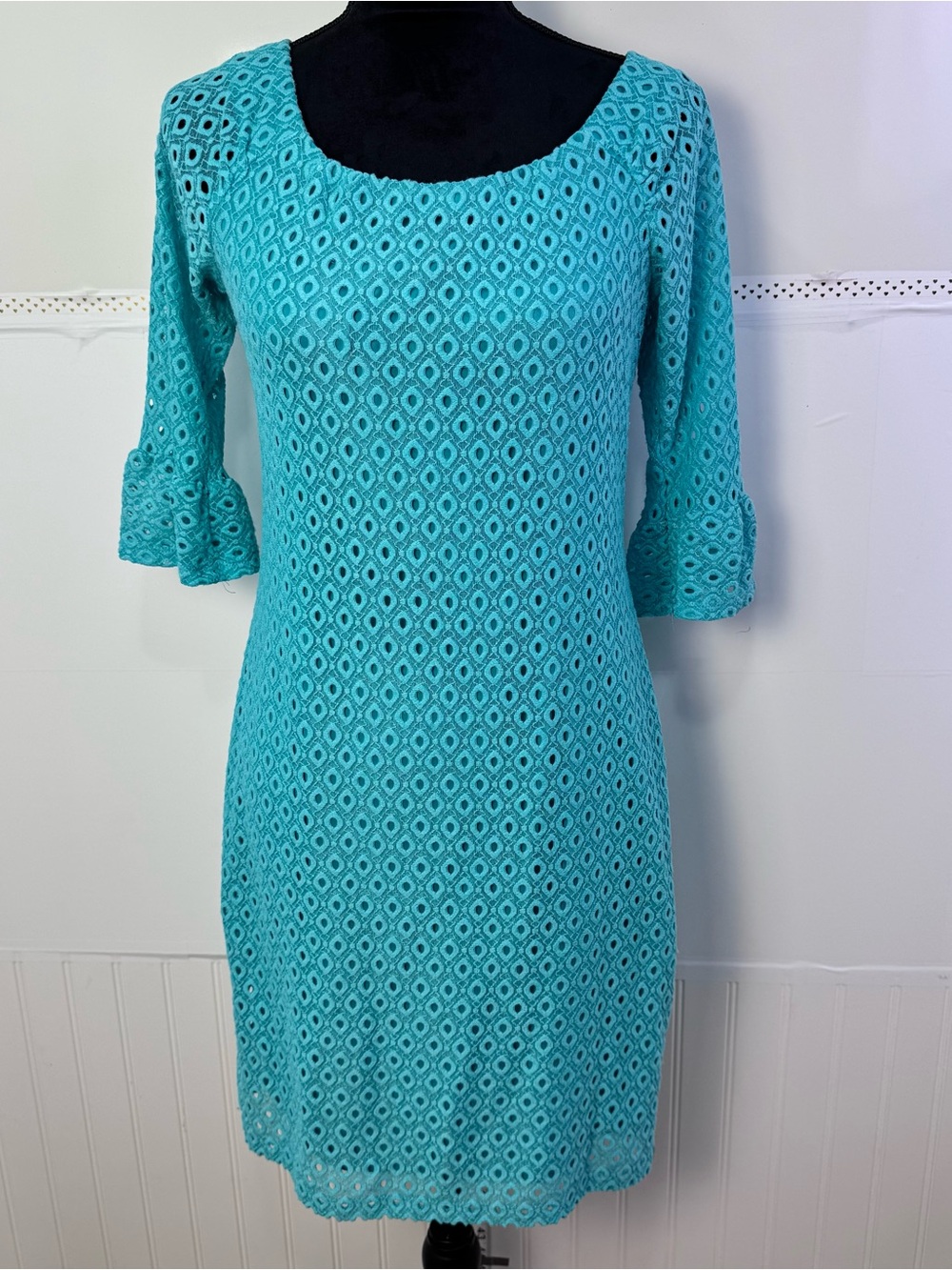 Rabbit Rabbit Designs Aqua Eyelet Lace Sheath Dress Bell Sleeve Size S
